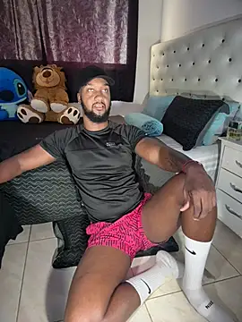 Snapshot of blackdrey18 chatting on 03.18.26 blackdrey18 online show from 03.18.26