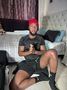 Snapshot of blackdrey18 chatting on 04.01.26 blackdrey18 online show from 04.01.26