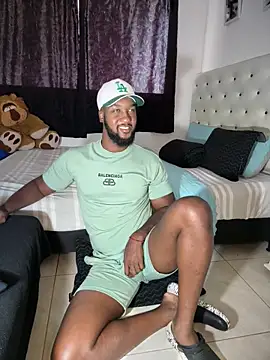 Snapshot of blackdrey18 chatting on 04.04.26 blackdrey18 online show from 04.04.26