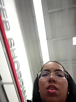 SheenaBrooke online show from 10.30.25