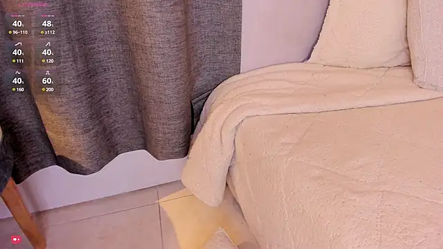 Assh lee  online show from 02.04.25