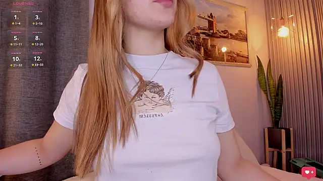 Assh lee  online show from 03.10.25