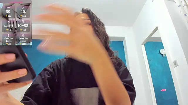 Anna Lewis online show from 02.13.25