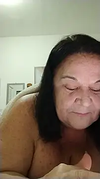 Snapshot of Yaya_Mineira chatting on 07.28.26 Yaya Mineira online show from 07.28.26