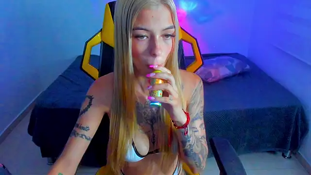 Snapshot of barbiee_05 chatting on 03.02.26 barbiee 05 online show from 03.02.26