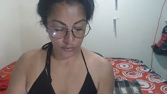 kateleyagrey online show from 11.04.25