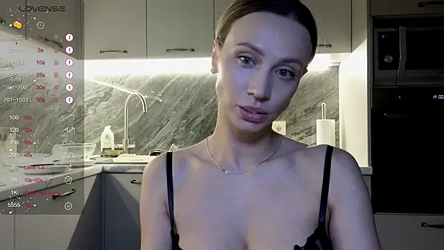 Alice Wonders online show from 03.28.26