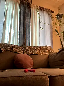 Snapshot of ClumsyLink chatting on 09.30.25 ClumsyLink online show from 09.30.25