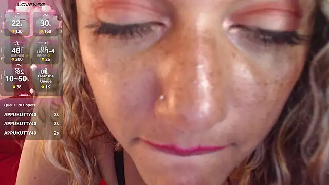 Snapshot of Sofii_Diaz chatting on 02.05.25 Sofii Diaz online show from 02.05.25