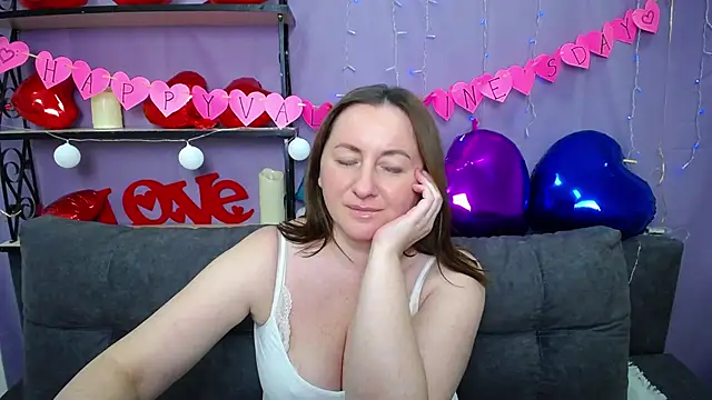 Snapshot of Abby_Taylorr chatting on 02.16.25 Abby Taylorr online show from 02.16.25