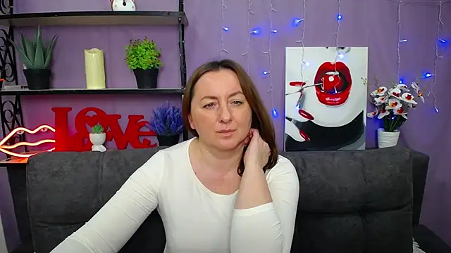 Snapshot of Abby_Taylorr chatting on 03.13.25 Abby Taylorr online show from 03.13.25