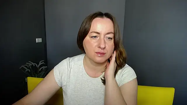 Snapshot of Abby_Taylorr chatting on 11.02.25 Abby Taylorr online show from 11.02.25