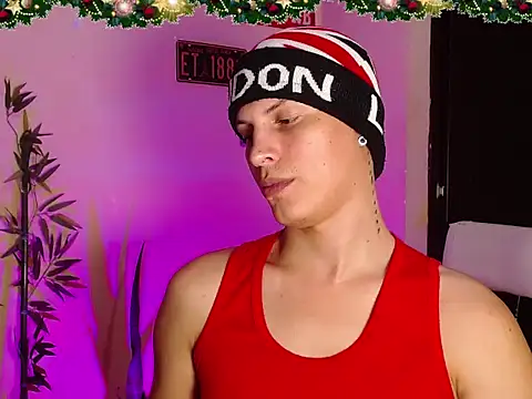 Snapshot of DavidNeill chatting on 12.23.24 DavidNeill online show from 12.23.24