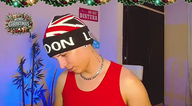 Snapshot of DavidNeill chatting on 12.24.24 DavidNeill online show from 12.24.24