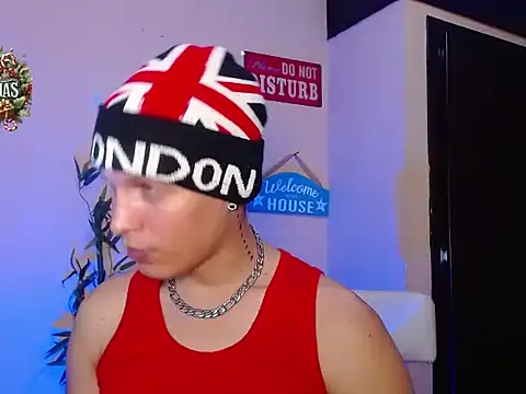 Snapshot of DavidNeill chatting on 12.27.24 DavidNeill online show from 12.27.24