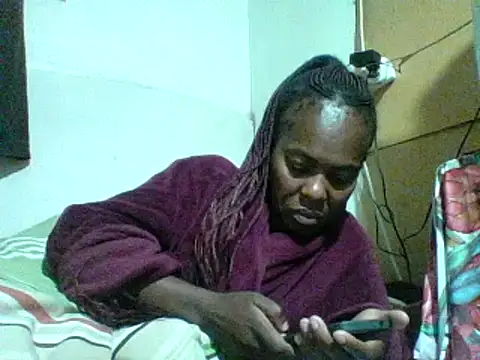 Snapshot of hairybushpussyxx1 chatting on 12.13.24 hairybushpussyxx1 online show from 12.13.24