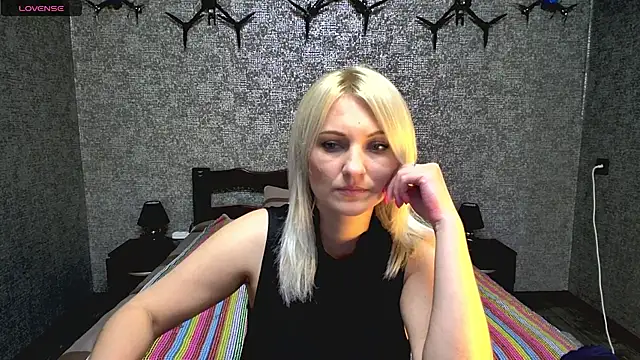 annagreeneyess online show from 05.24.26