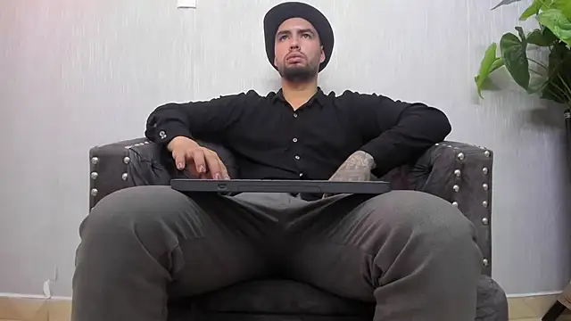 matteosantos online show from 02.28.25