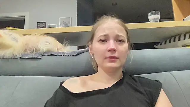 CharmingSarah online show from 04.08.26