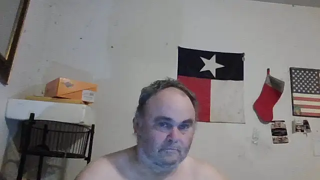 Snapshot of jamestexas chatting on 12.04.25 jamestexas online show from 12.04.25