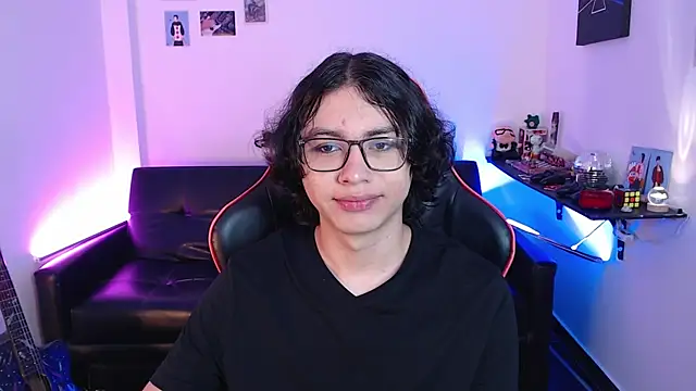 Snapshot of malik_harrison__ chatting on 12.25.24 malik harrison online show from 12.25.24