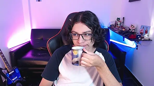 Snapshot of malik_harrison__ chatting on 01.07.25 malik harrison online show from 01.07.25