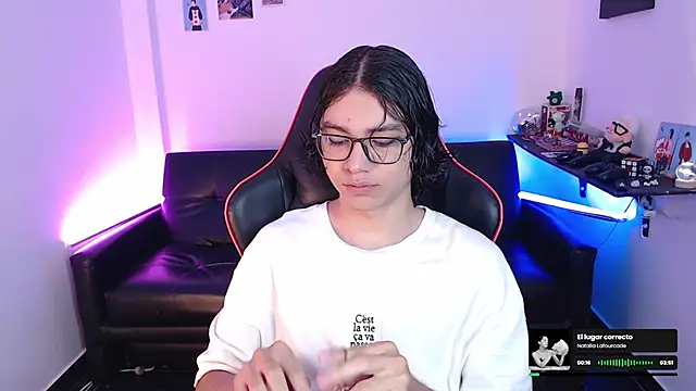 Snapshot of malik_harrison__ chatting on 01.10.25 malik harrison online show from 01.10.25