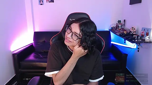 Snapshot of malik_harrison__ chatting on 01.11.25 malik harrison online show from 01.11.25