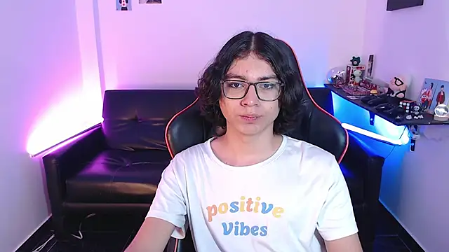 Snapshot of malik_harrison__ chatting on 01.13.25 malik harrison online show from 01.13.25