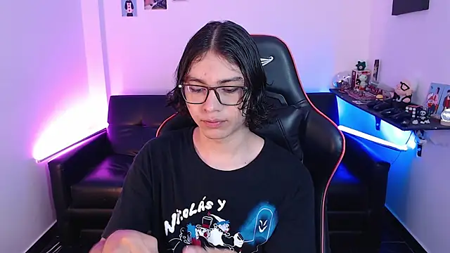 Snapshot of malik_harrison__ chatting on 01.14.25 malik harrison online show from 01.14.25