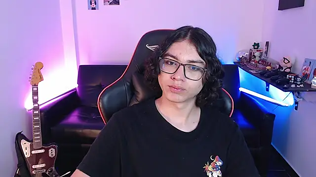 Snapshot of malik_harrison__ chatting on 01.16.25 malik harrison online show from 01.16.25