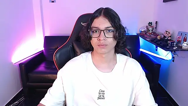 Snapshot of malik_harrison__ chatting on 01.20.25 malik harrison online show from 01.20.25