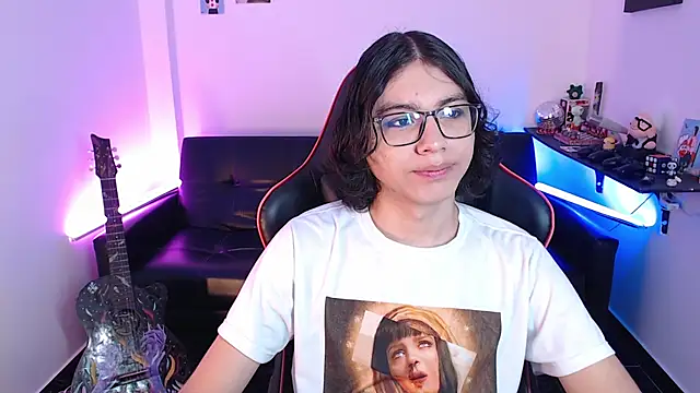 Snapshot of malik_harrison__ chatting on 01.24.25 malik harrison online show from 01.24.25