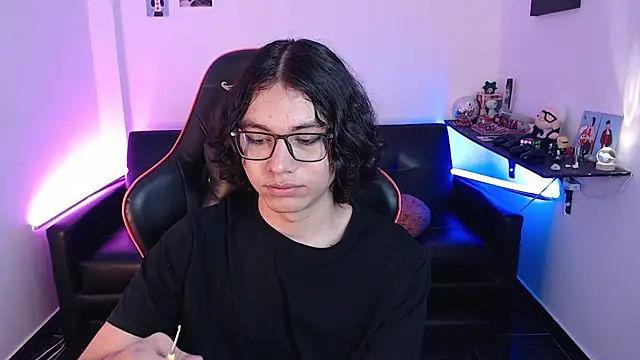 Snapshot of malik_harrison__ chatting on 01.31.25 malik harrison online show from 01.31.25