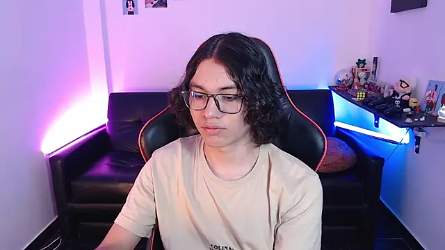 Snapshot of malik_harrison__ chatting on 02.03.25 malik harrison online show from 02.03.25