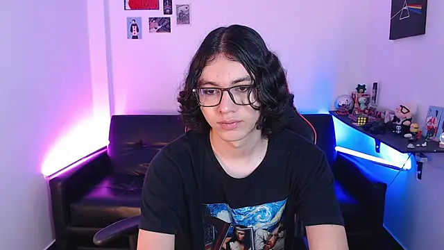 Snapshot of malik_harrison__ chatting on 02.05.25 malik harrison online show from 02.05.25