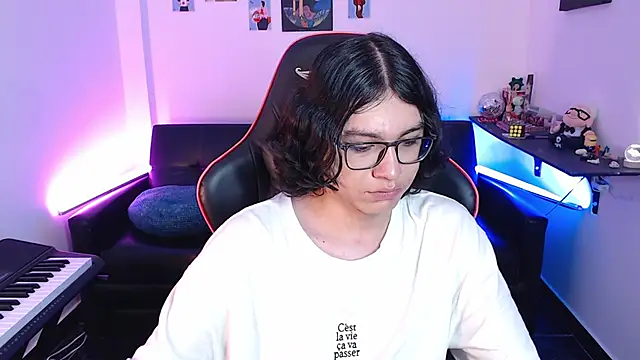 Snapshot of malik_harrison__ chatting on 02.27.25 malik harrison online show from 02.27.25