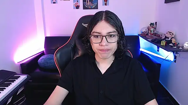 Snapshot of malik_harrison__ chatting on 02.28.25 malik harrison online show from 02.28.25