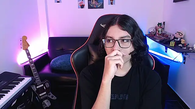 Snapshot of malik_harrison__ chatting on 03.06.25 malik harrison online show from 03.06.25