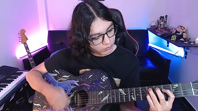 Snapshot of malik_harrison__ chatting on 03.07.25 malik harrison online show from 03.07.25