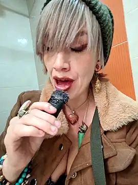 Snapshot of sexymarilyncolombia chatting on 04.19.26 sexymarilyncolombia online show from 04.19.26