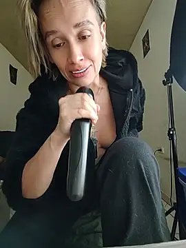 Snapshot of sexymarilyncolombia chatting on 06.25.26 sexymarilyncolombia online show from 06.25.26