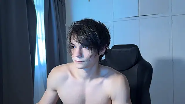 SasukeUhchiaa online show from 02.07.26