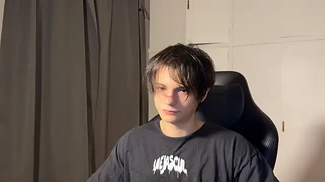 SasukeUhchiaa online show from 02.11.26