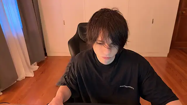 SasukeUhchiaa online show from 08.04.26