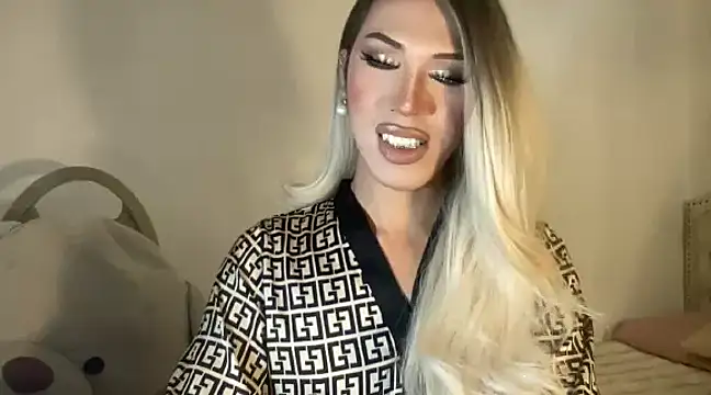 Snapshot of Ts_glamxxxx chatting on 01.31.25 Ts glamxxxx online show from 01.31.25