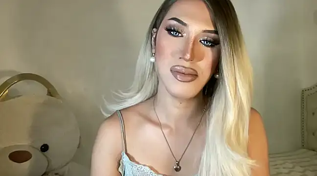 Snapshot of Ts_glamxxxx chatting on 02.03.25 Ts glamxxxx online show from 02.03.25