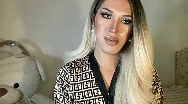 Snapshot of Ts_glamxxxx chatting on 02.07.25 Ts glamxxxx online show from 02.07.25