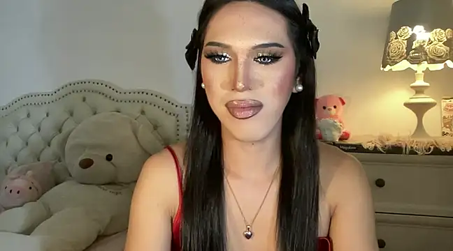 Snapshot of Ts_glamxxxx chatting on 02.25.25 Ts glamxxxx online show from 02.25.25