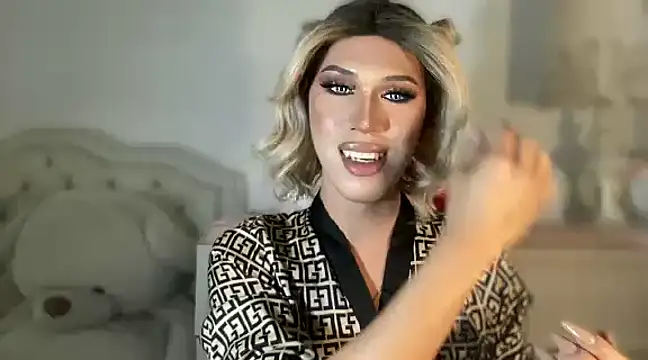 Snapshot of Ts_glamxxxx chatting on 02.28.25 Ts glamxxxx online show from 02.28.25